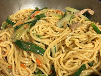 肉絲炒麵