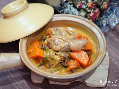 參考食譜 : 台式番茄燒雞肉簡單食譜・北極熊指定便當菜