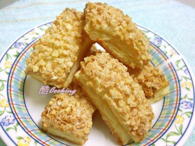 參考食譜 : 酷Cooking❤杏仁酥條