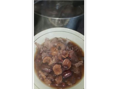 水梨銀耳桂圓紅棗紅豆湯
