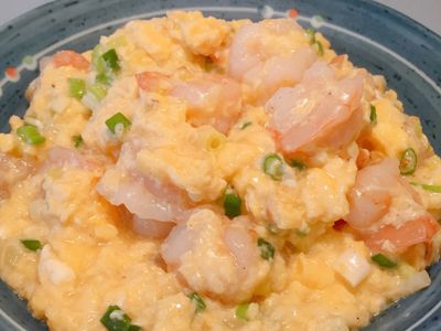 參考食譜 : 《蝦仁🍤滑蛋》