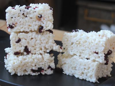 參考食譜 : 椰油米香-五分鐘甜點