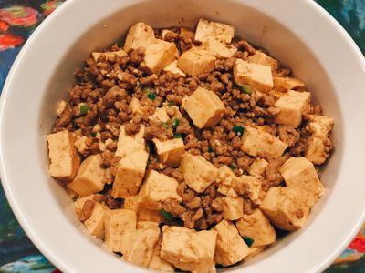 參考食譜 : 肉末炒豆腐