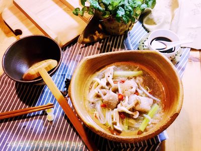 雞肉春雨香料鍋