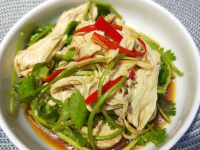 參考食譜 : 香菜拌豆包