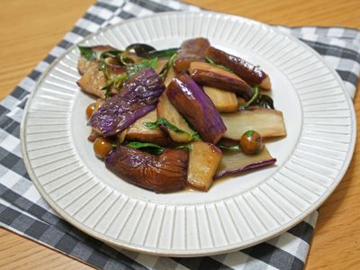 參考食譜 : 樹子(破布子)炒茄子