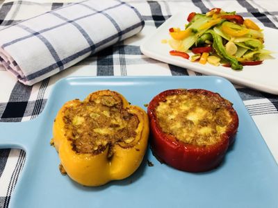 青椒甜椒雞腿排烘蛋🍳
［無油生酮可食］