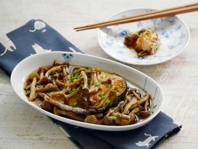 參考食譜 : 小廚娘❤和風鴻禧菇蒸鮭＃電鍋