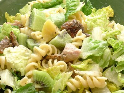 參考食譜 : 熱天午后的奇異果夢遊沙拉