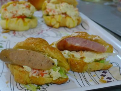參考食譜 : 品靚上菜-馬鈴薯沙拉菠蘿包(小可頌)
