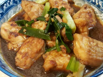 參考食譜 : 蔥燒旗魚