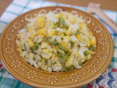 寳寶副食品「青椒蛋炒飯」蛋香氣迷人 ♪