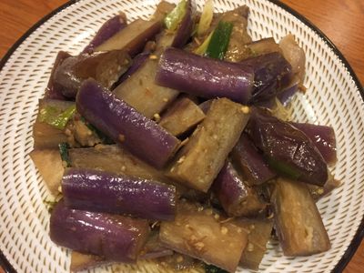 參考食譜 : 干貝醬燒紫茄