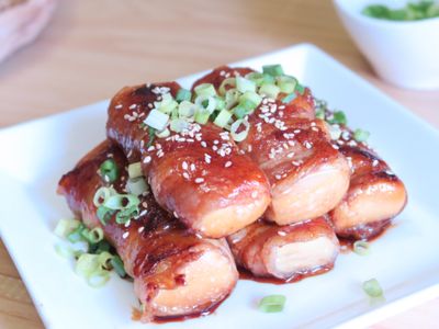 蜂蜜蔥燒豬肉豆腐捲~蜂蜜入菜鹹甜好滋味