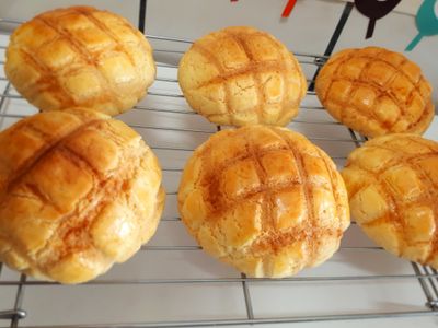 參考食譜 : 菠蘿麵包
