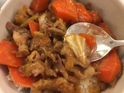 參考食譜 : 蔬菜燉肉😋