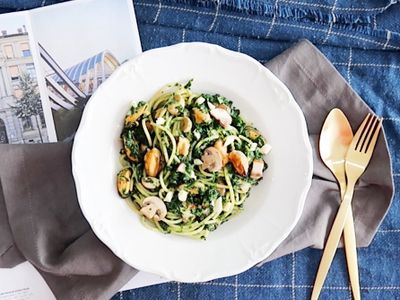 低卡簡單~蒜炒白酒牡蠣菠菜義大利麵(影片