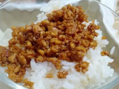 愛烹飪。醬香豆腐碎