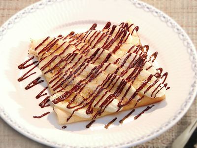 參考食譜 : 香蕉巧克力法式薄餅 ｜ 家裡的小法國