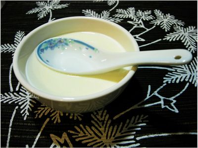 參考食譜 : 港式點心--薑汁撞奶