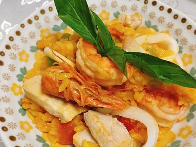 參考食譜 : 西班牙薑黃海鮮飯