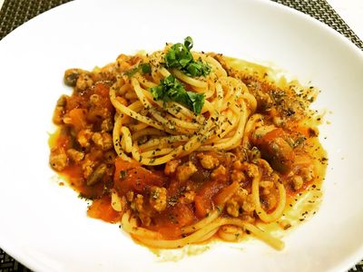 蕃茄蘑菇義大利肉醬麵