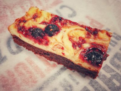 參考食譜 : 綜合莓起司布朗尼佐咖啡豆