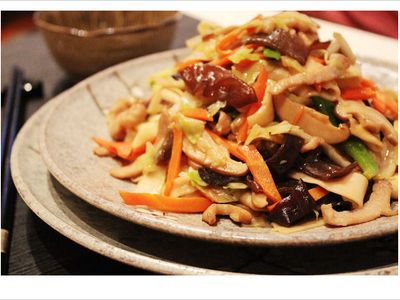 參考食譜 : 什錦炒麵