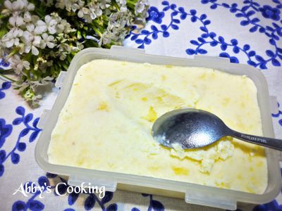 參考食譜 : 鳳梨冰淇淋