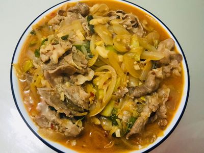 參考食譜 : 超下飯：辣炒味增豆瓣洋蔥豬肉