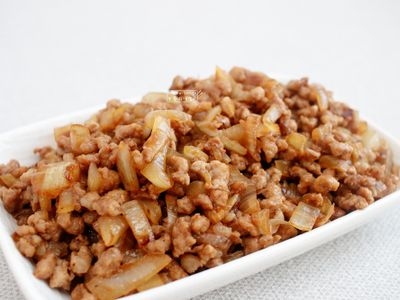 《洋蔥炒肉》