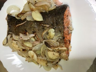 香烤蒜香洋蔥鮭魚~水波爐料理
