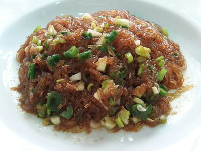 參考食譜 : 古早味沙茶炒冬粉～五分鐘宵夜點心