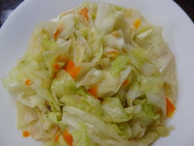 參考食譜 : 【愛酷家常菜】清炒高麗菜