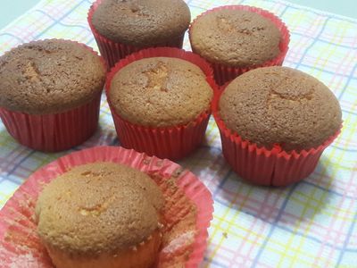 參考食譜 : 分蛋海綿杯子蛋糕