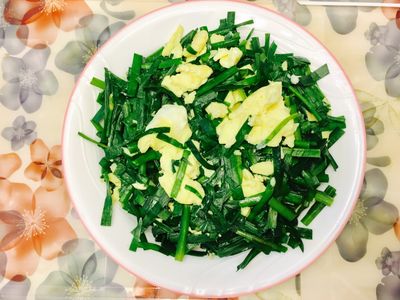 參考食譜 : 韭菜炒雞蛋