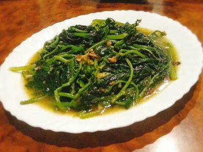參考食譜 : 燙炒地瓜葉