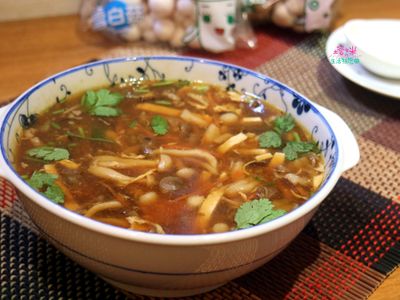 參考食譜 : 菇菇酸辣湯【好菇道親子食光】