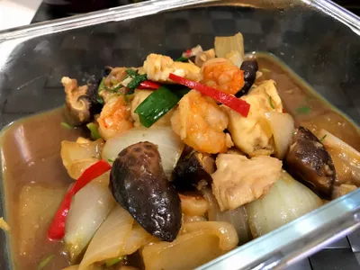 燴海鮮。便當菜