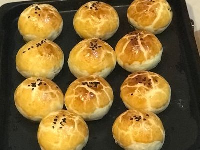 參考食譜 : 老媽蛋黃酥