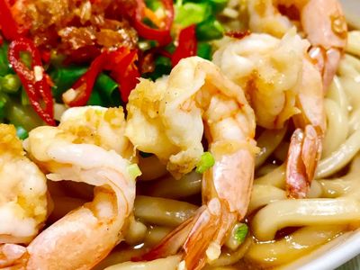 蒜蓉蝦仁烏龍麵