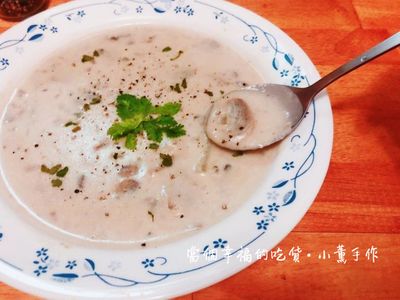 參考食譜 : 暖心好滋味【馬鈴薯蘑菇濃湯】