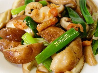 參考食譜 : 【厚生廚房】青蔥開陽炒鮮菇