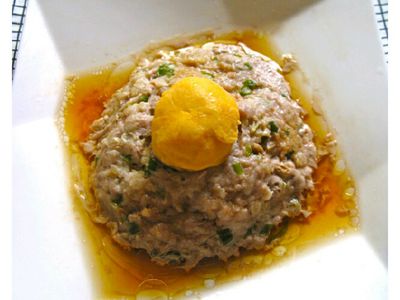 【大同電鍋料理】鹹蛋蒸肉