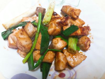 參考食譜 : 蔥燒旗魚塊