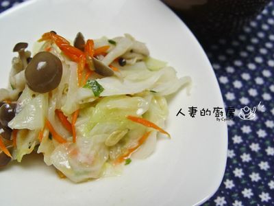 參考食譜 : 快抄高麗菜