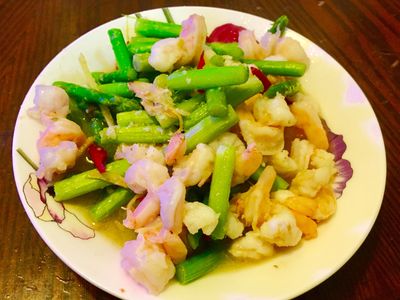 參考食譜 : 蘆筍炒蝦仁
