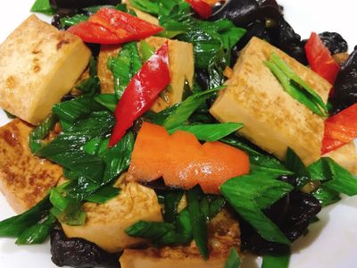 蒜苗燒豆腐