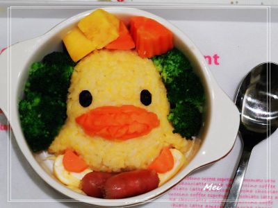 參考食譜 : 【親子食堂】黃色小鴨地瓜飯飯