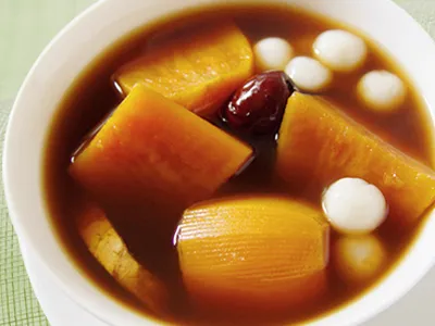 參考食譜 : 【厚生廚房】黑糖薑汁地瓜湯